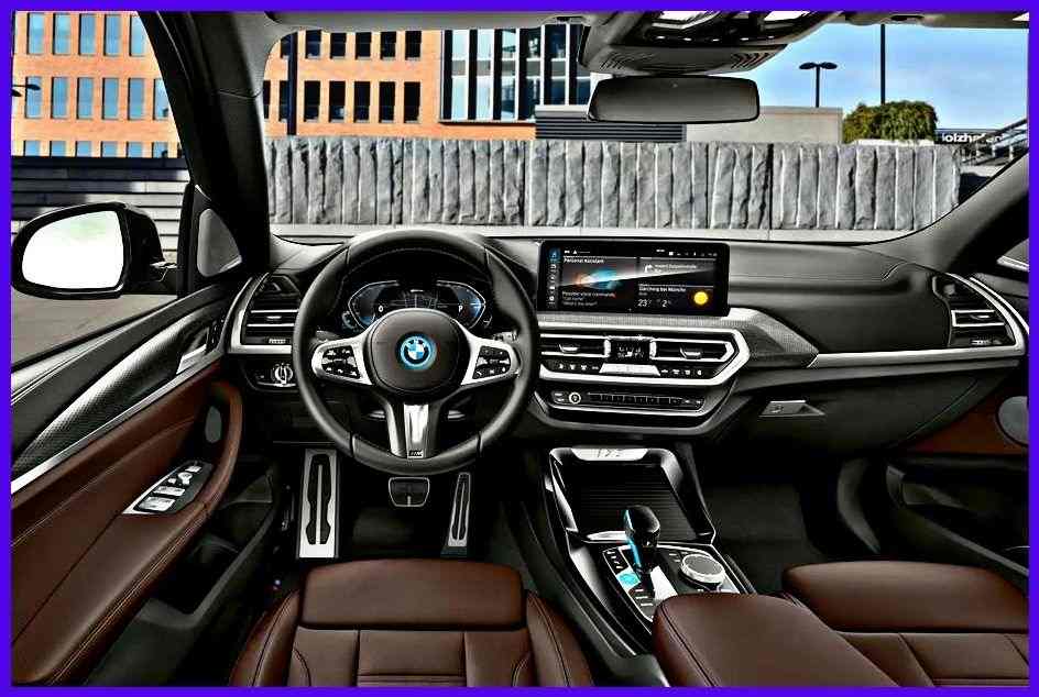 BMW iX3 Connectivity and Dashboard with Steering Wheel